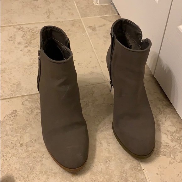 Grey booties - Picture 6 of 6